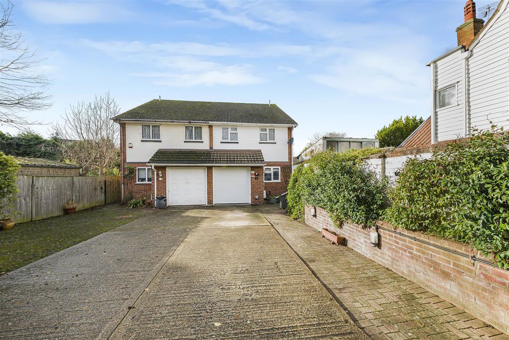 Property photo 1 of 14 Dsc_4988.Jpg