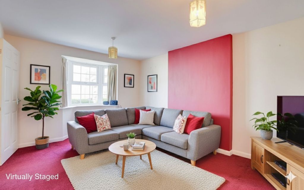 Property photo 2 of 28