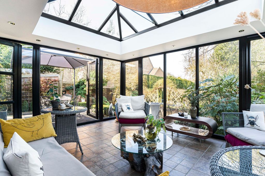 Property photo 3 of 42