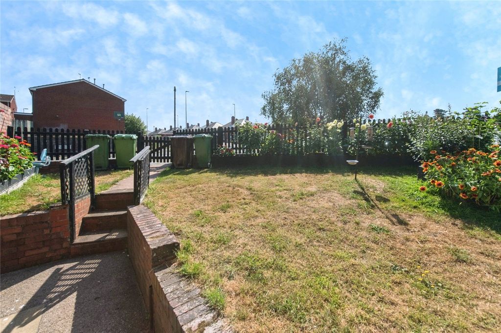 Property photo 2 of 14 Picture No. 05