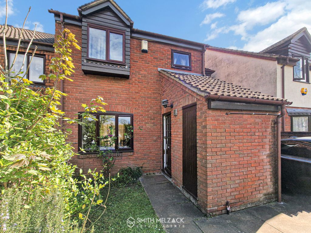 Property photo 1 of 21