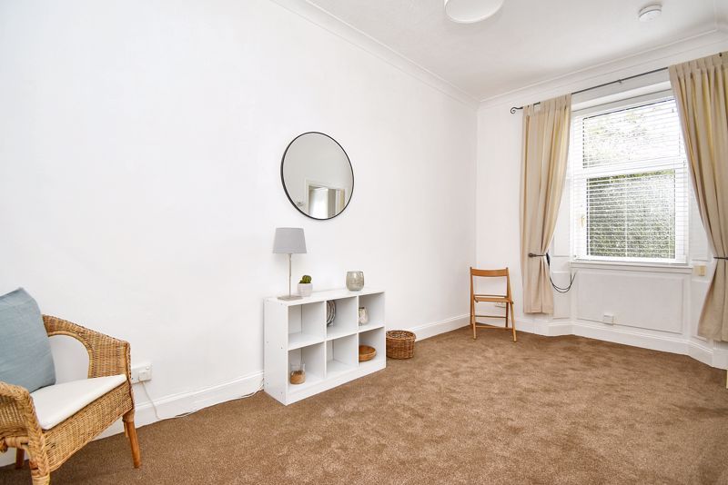 Property photo 2 of 11 Lounge Angle 1