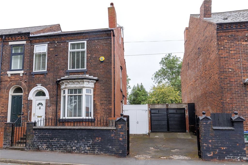 Property photo 1 of 33 Picture No. 03