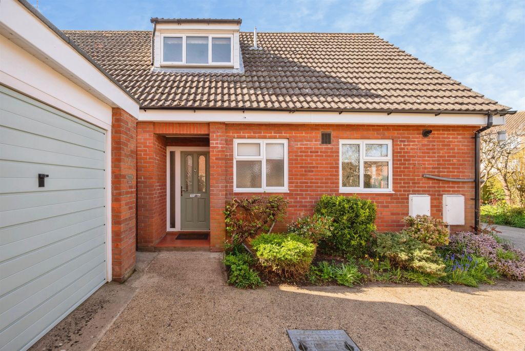 Property photo 3 of 23