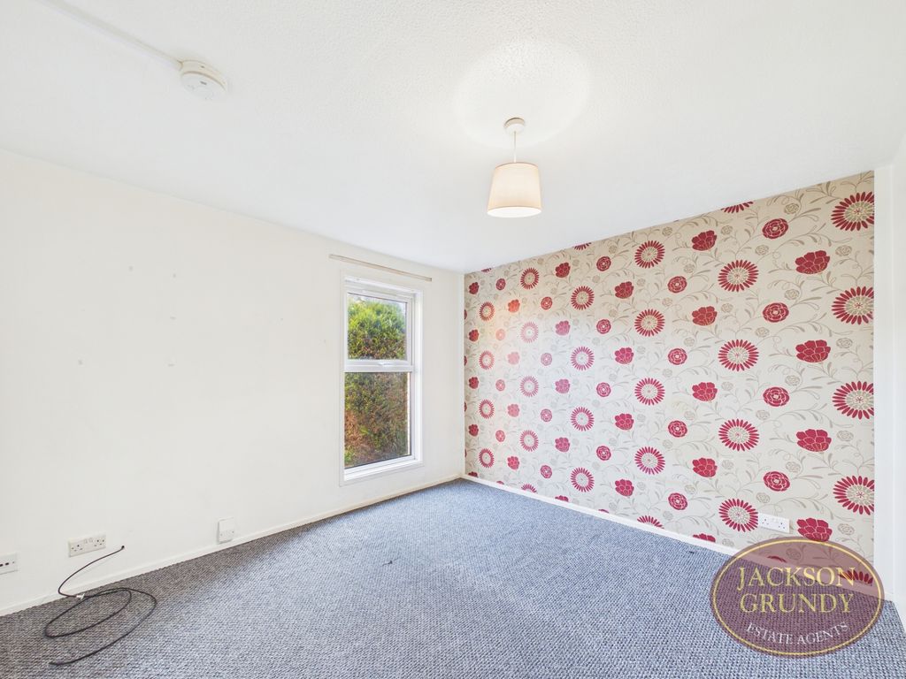 Property photo 2 of 18 Sharrow Place