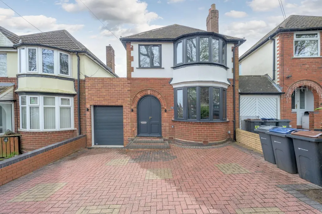 House in Birmingham, Ridgacre - View 3
