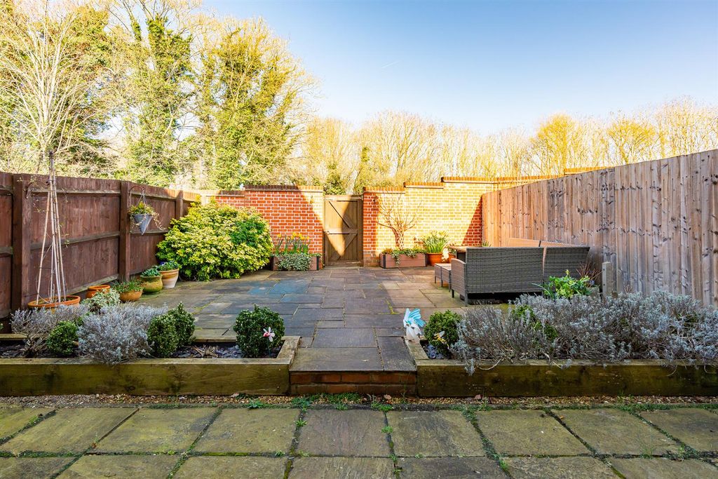 Additional image 10 of 3 bed terraced house for saleHarrison Lane, Balls Park, Hertford SG13