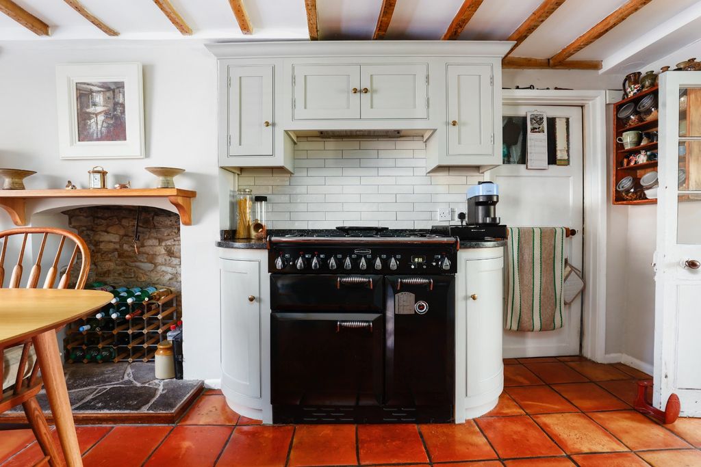Property photo 3 of 26 41627911