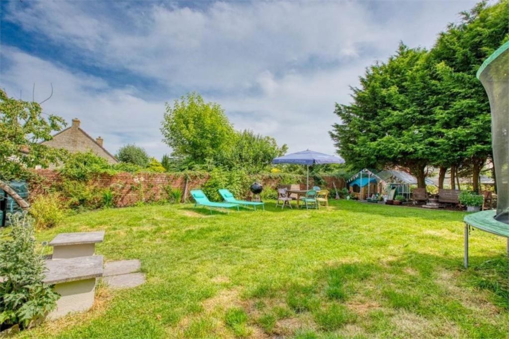 Property photo 2 of 15