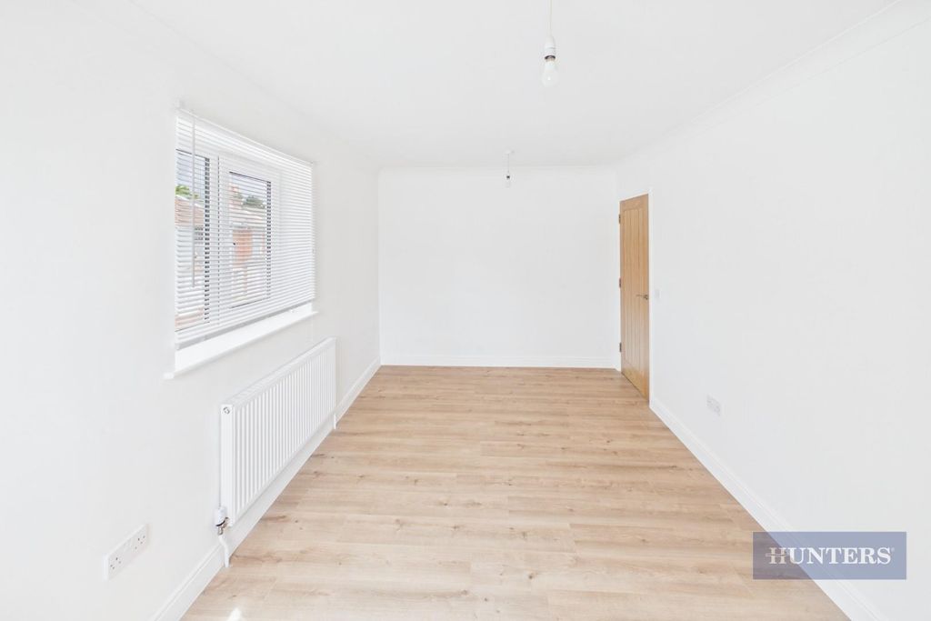 Property photo 3 of 11 Cam05152G0-Pr0451-Still002.Jpg