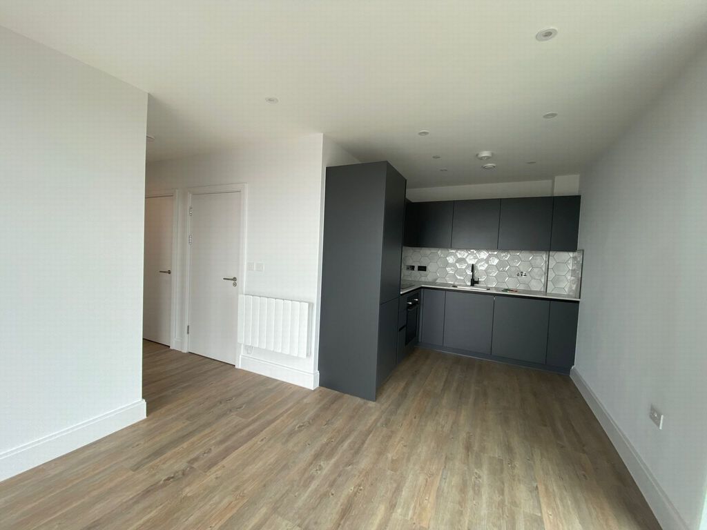 Property photo 3 of 11 Photo 3