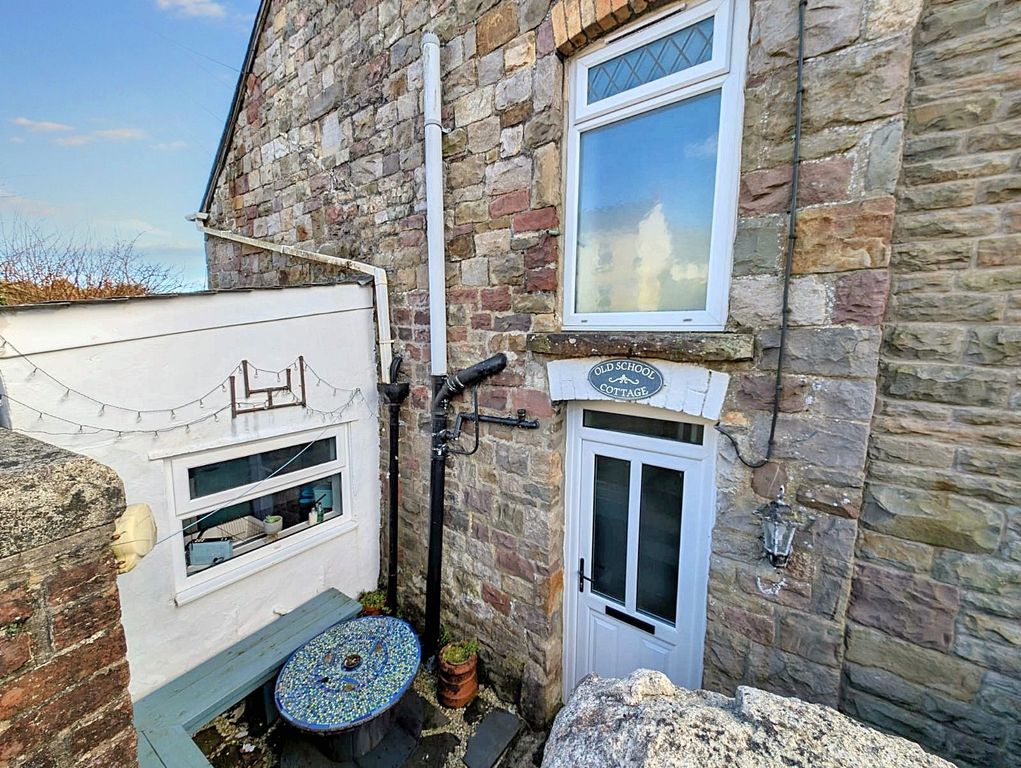 Property photo 1 of 21