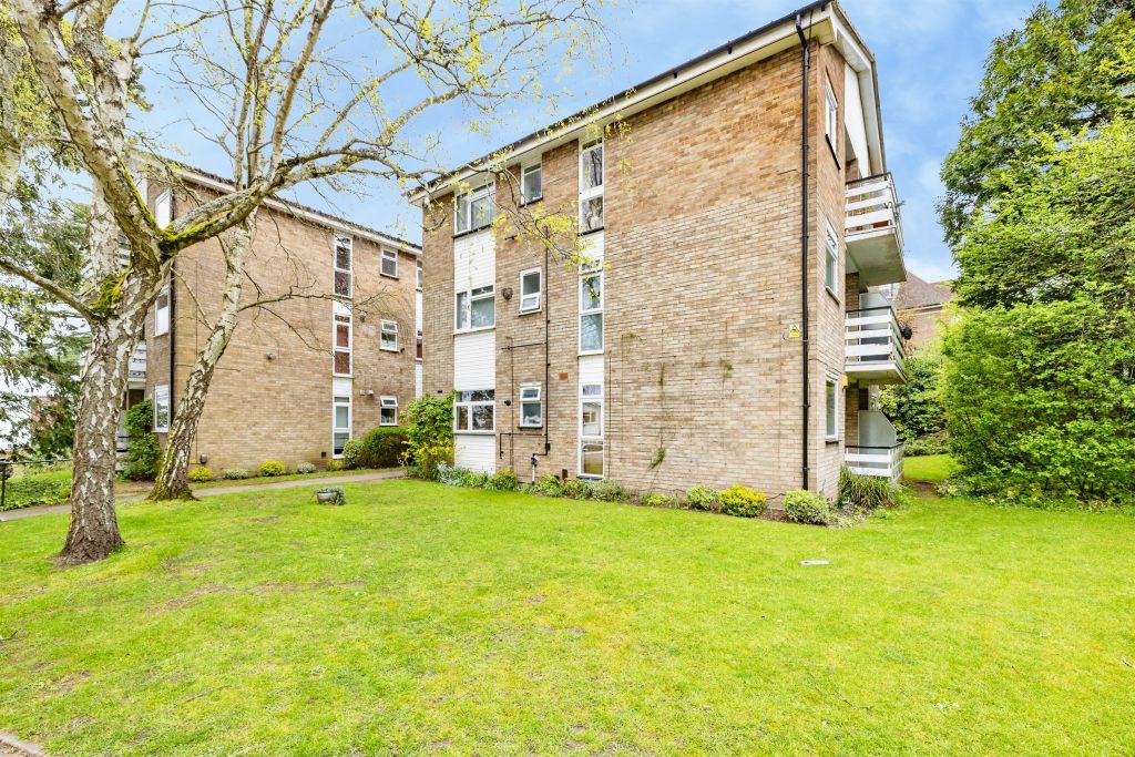 Property photo 1 of 18