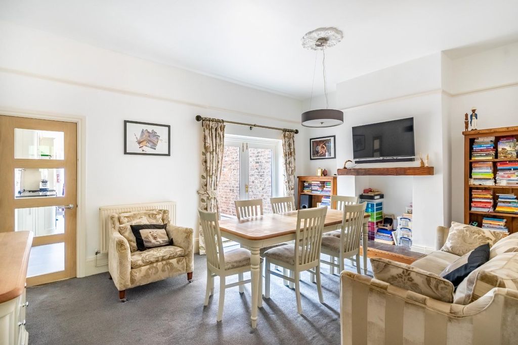 Property photo 2 of 20 1Hr-1.Jpg