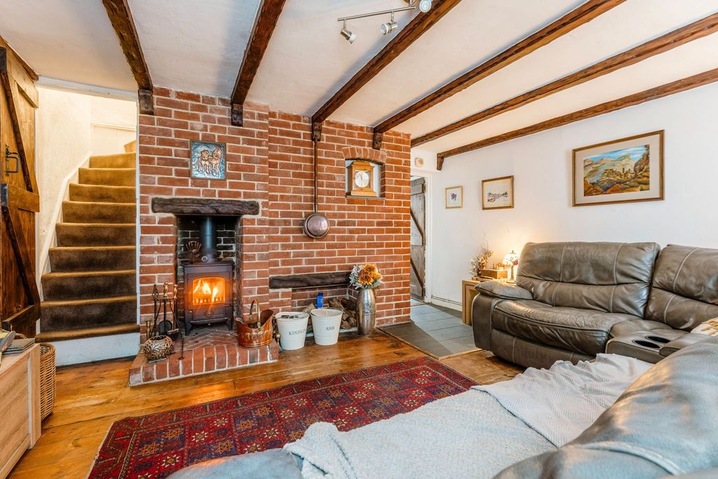 Property photo 3 of 17