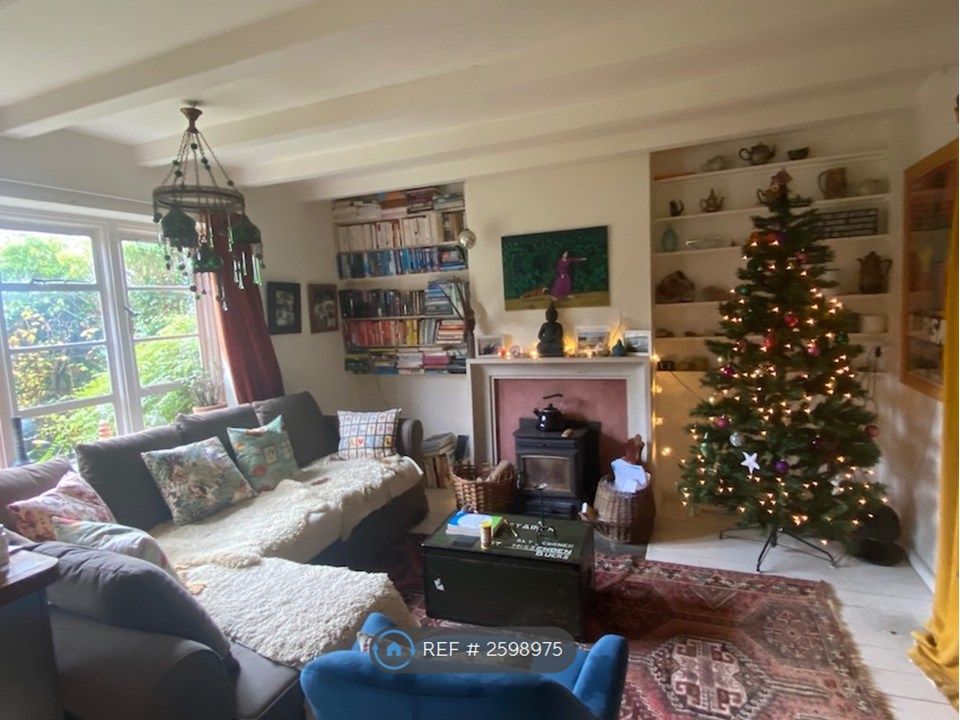 Property photo 2 of 12 Open Plan Lounge/Kitchen