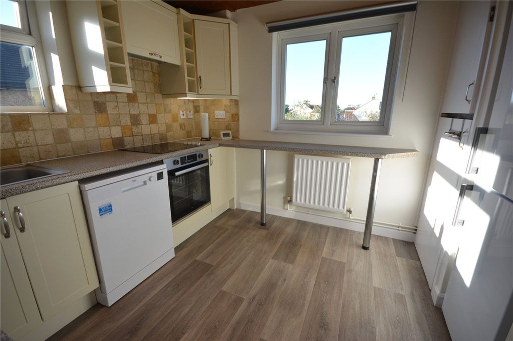 Property photo 2 of 8 Picture No. 07