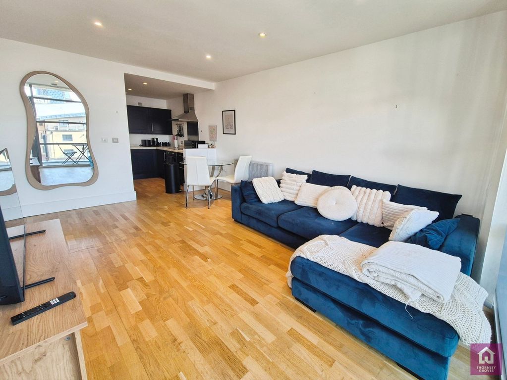 Property photo 1 of 19 Pbox-Img.Jpg