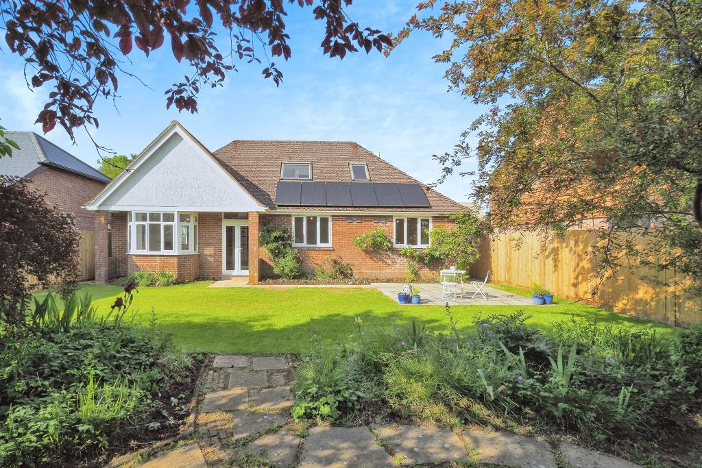 Property photo 1 of 16