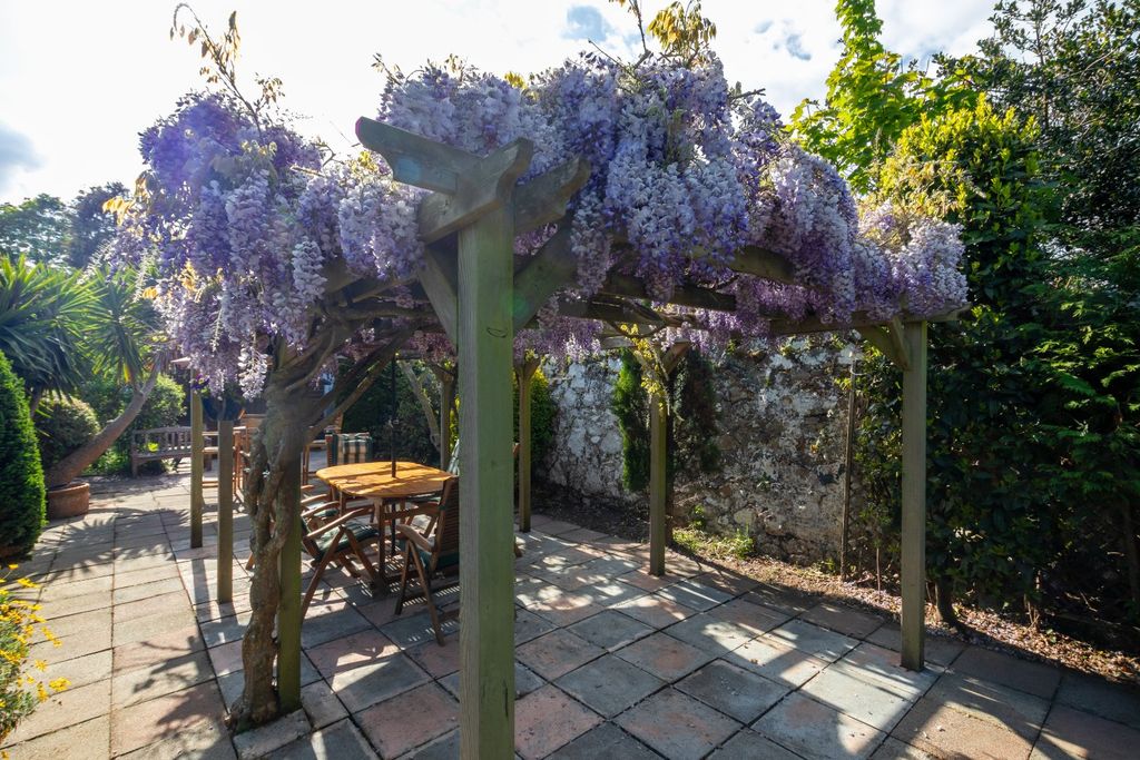 Additional image 25 of 5 bed detached house for saleRoute De La Charruée, Vale, Guernsey GY6