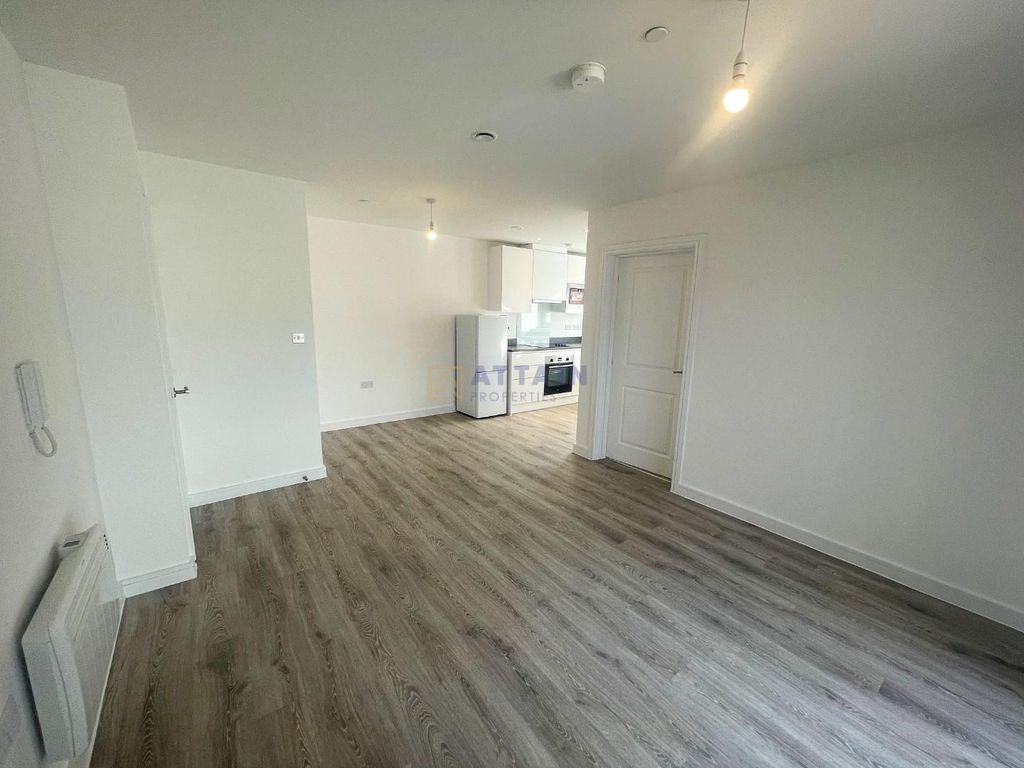 Property photo 3 of 9 Living Room To Kitchen.Jpg