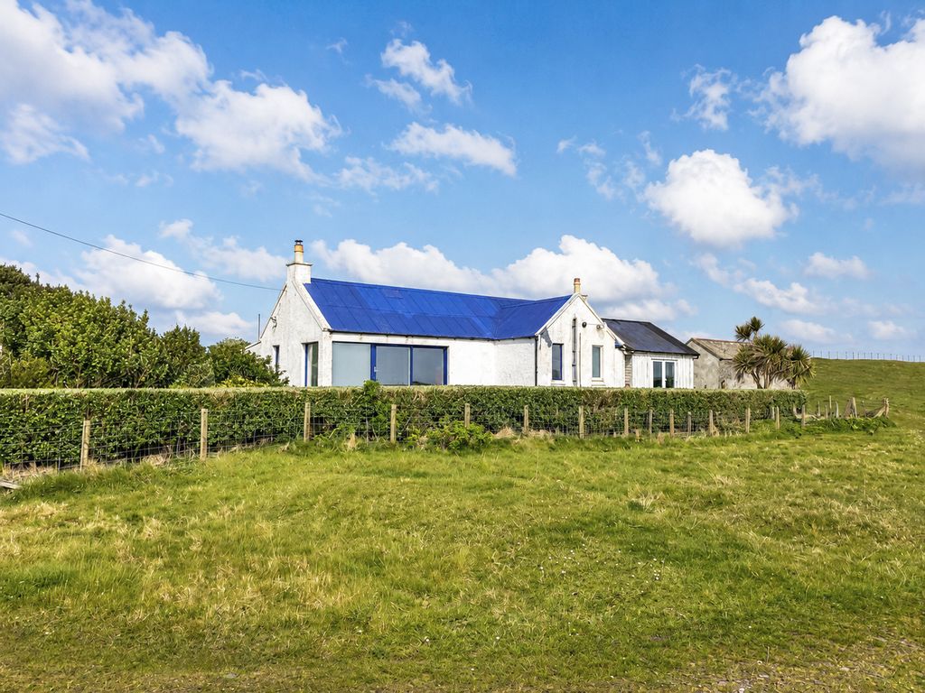 Property photo 1 of 32