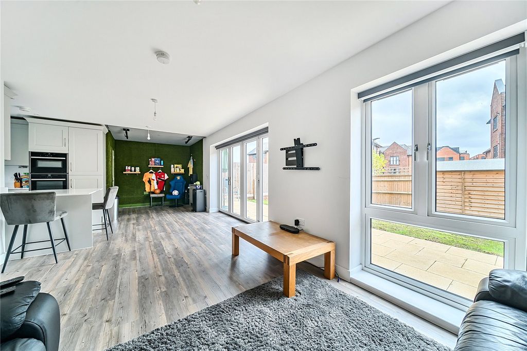 Property photo 2 of 24 Picture No. 26