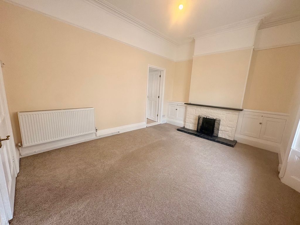 Property photo 2 of 16 Image