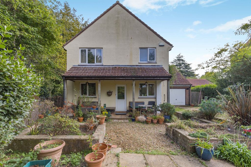 Property photo 2 of 14