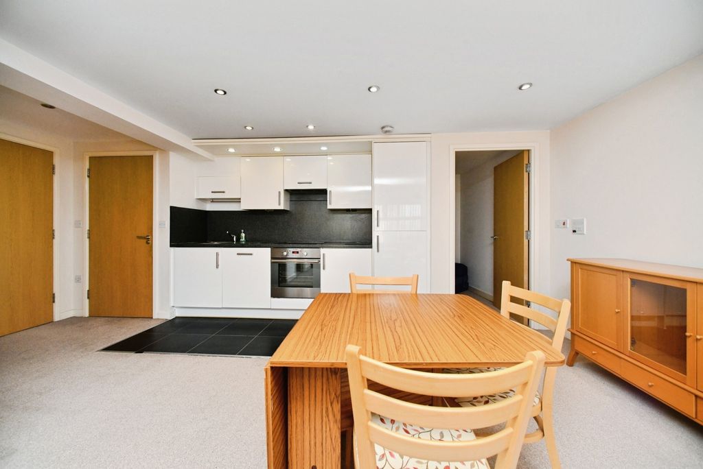 Property photo 3 of 20 Kitchen Area