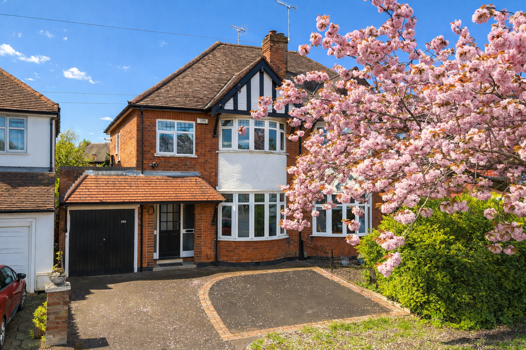 Property photo 1 of 22 Fronthouse1