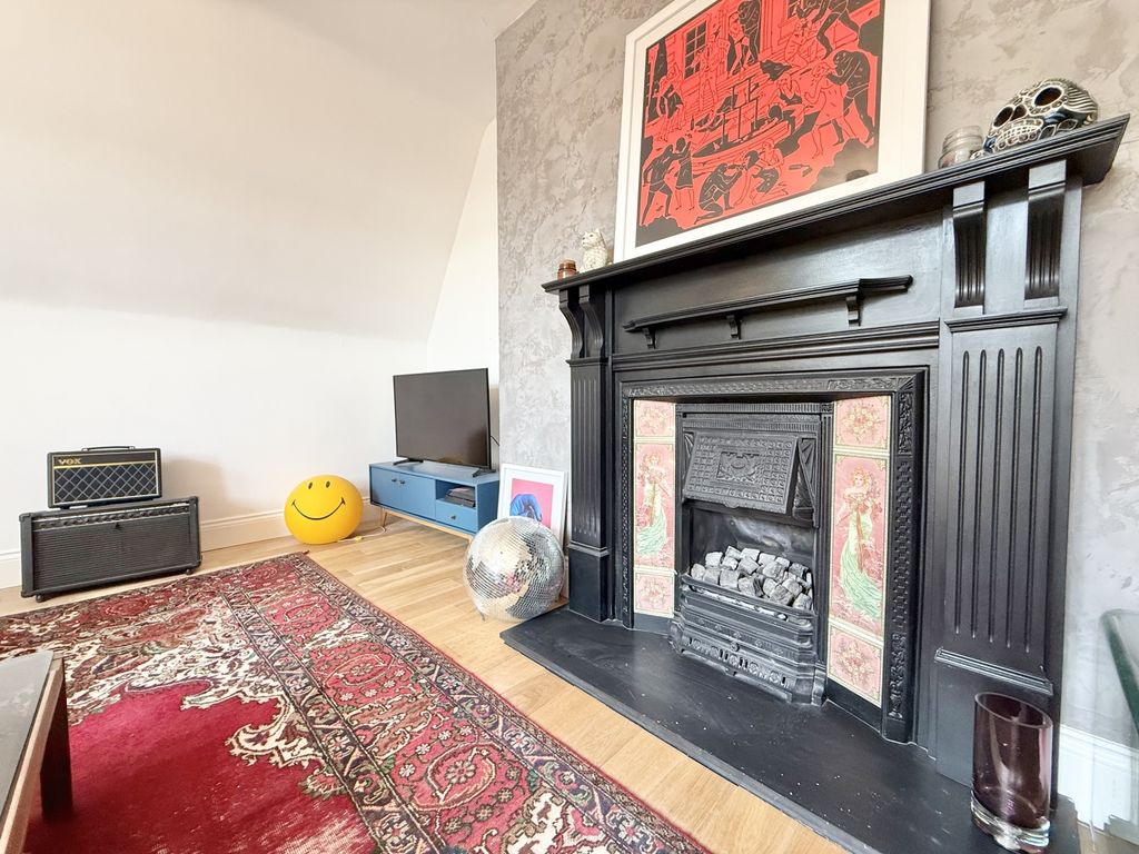 Property photo 3 of 15 Img_3563