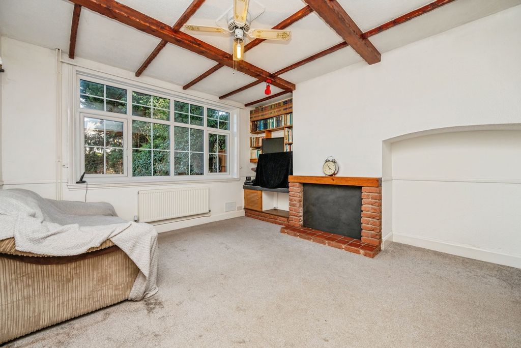 Property photo 3 of 20 Pbox-Img.Jpg