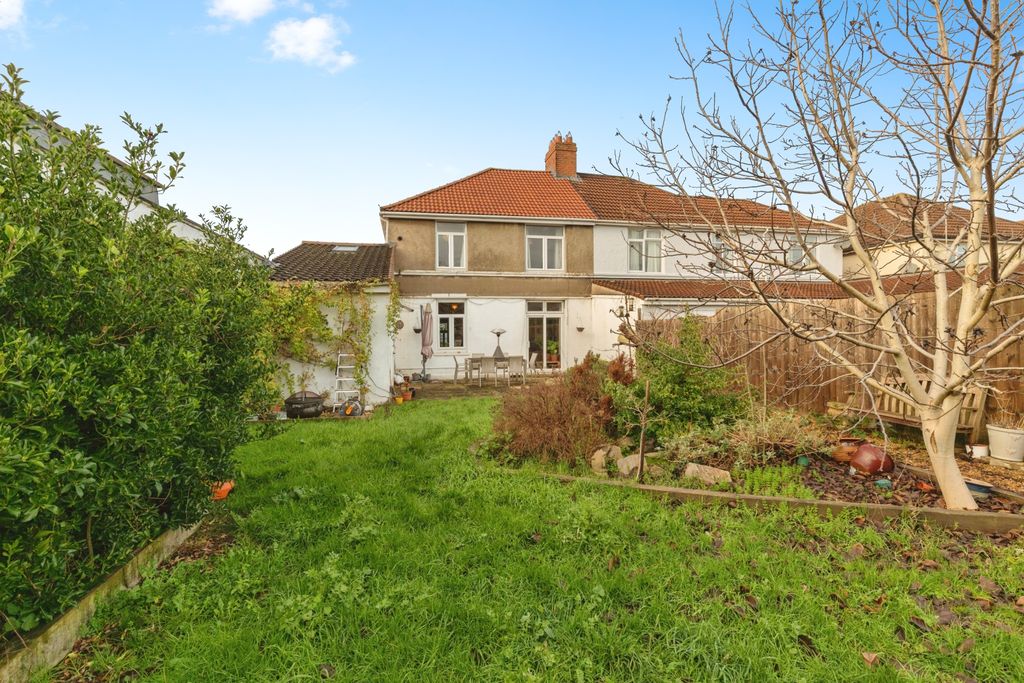 Property photo 1 of 24 Garden