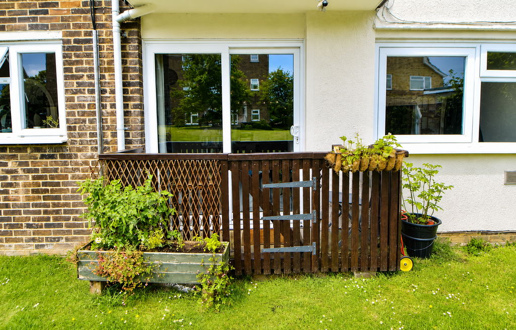 Property photo 2 of 9