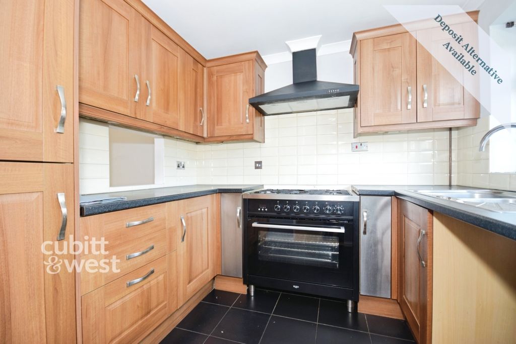 Property photo 2 of 15 Kitchen