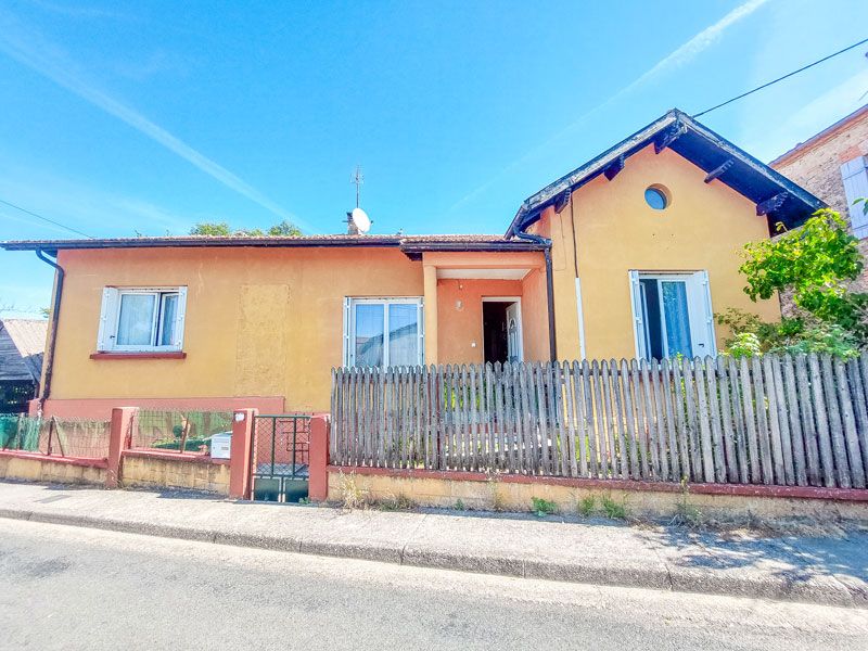 Property photo 1 of 18