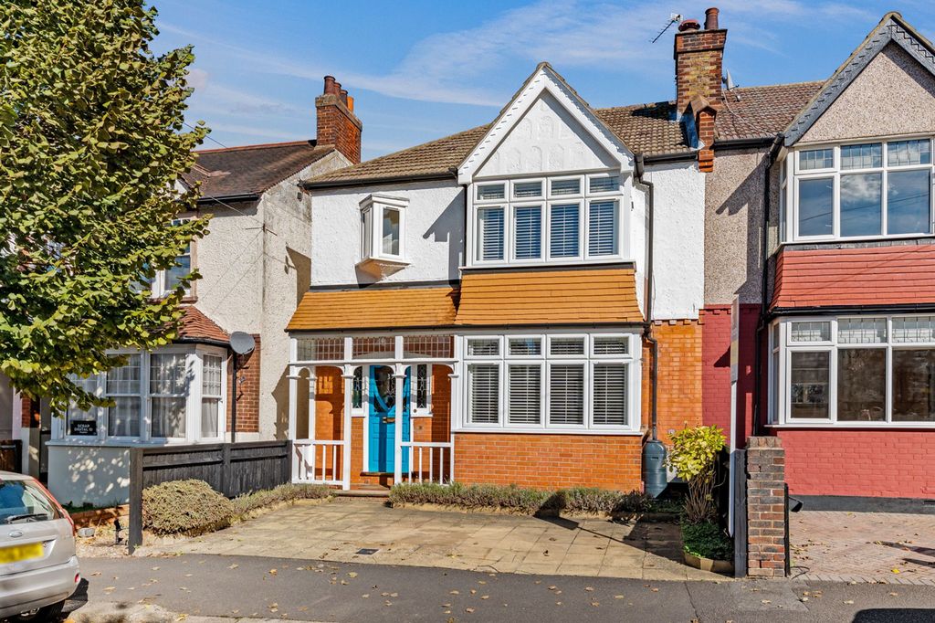 Property photo 1 of 31