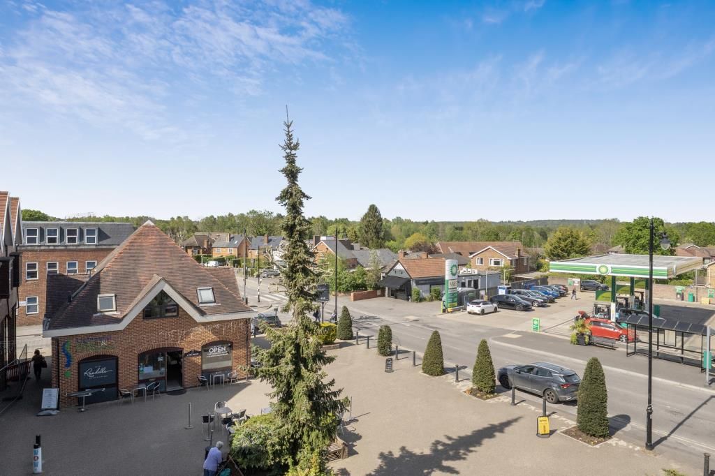 Additional image 14 of 2 bed flat for saleLightwater, Surrey GU18