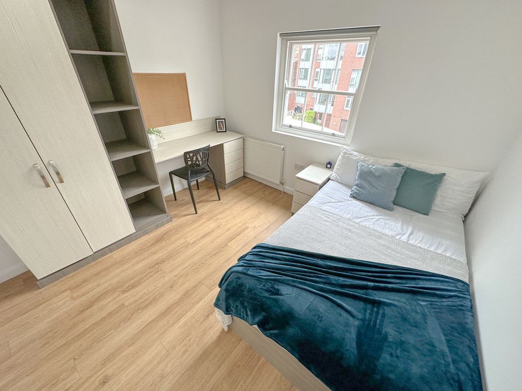 Property photo 2 of 10 1
