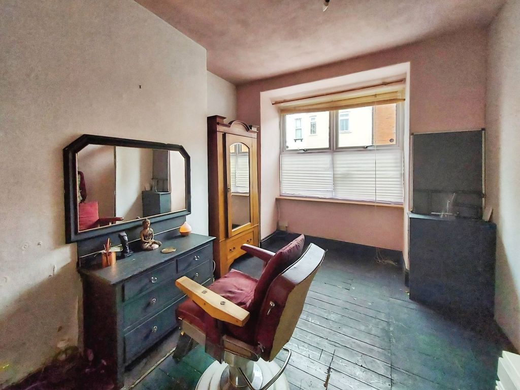 Property photo 3 of 9 Picture No. 05