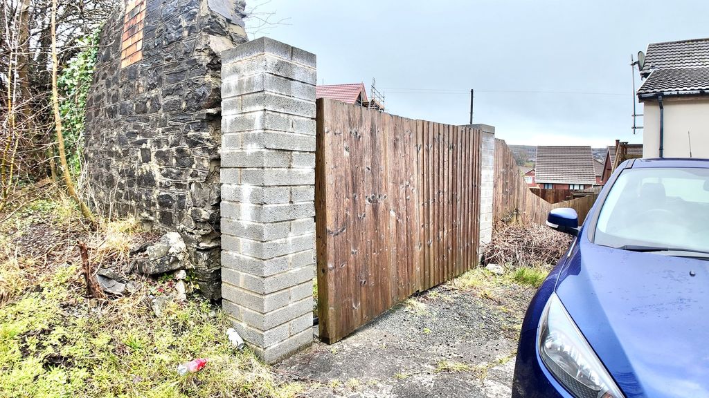 Additional image 5 of Property for saleLord Nelson Hotel, Heol Evan Wynne CF81