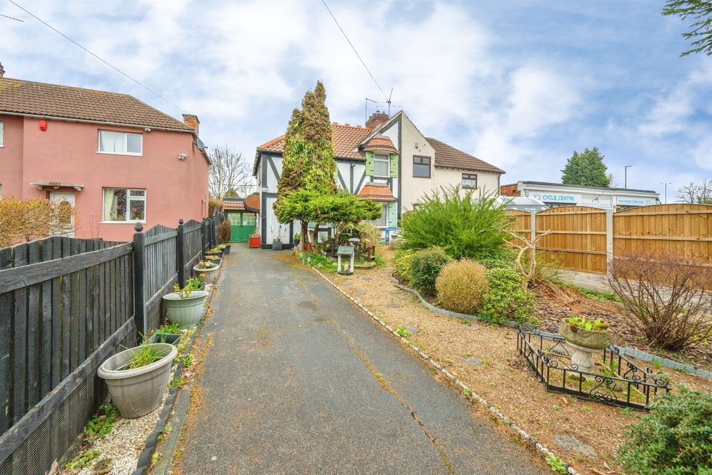 Property photo 3 of 21