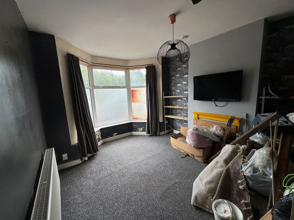 Property photo 2 of 10 Image 2
