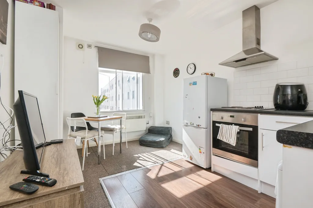 Apartment in Southampton, Below Bar, St Mary's - More