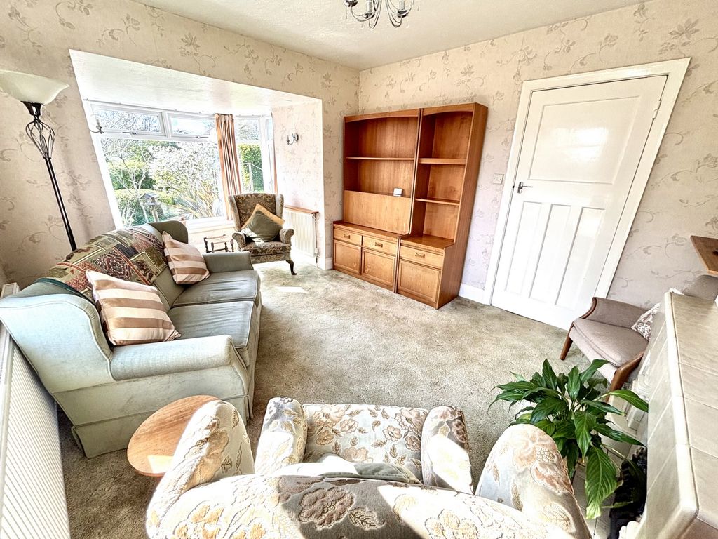 Property photo 3 of 28 Photo 27