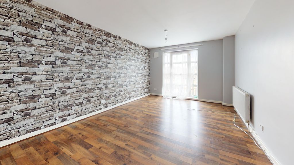 Property photo 2 of 14 72 Knoyle Street, New Cross, London, Se14 6Jy