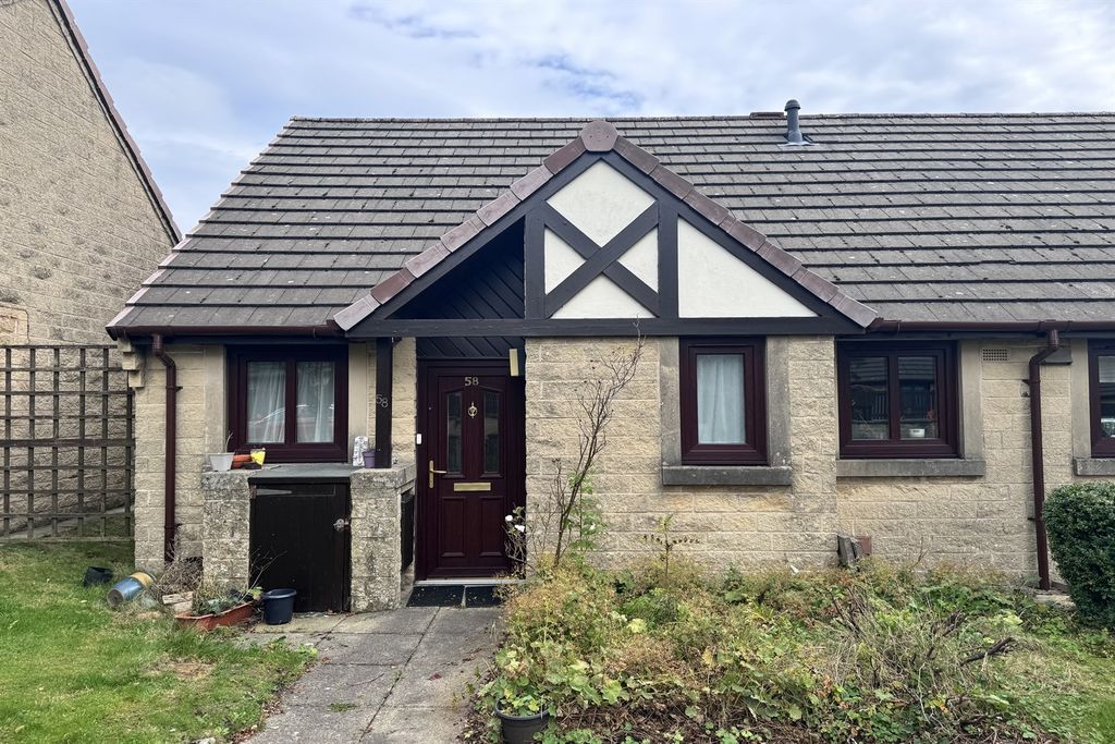 Property photo 1 of 12 (Main)