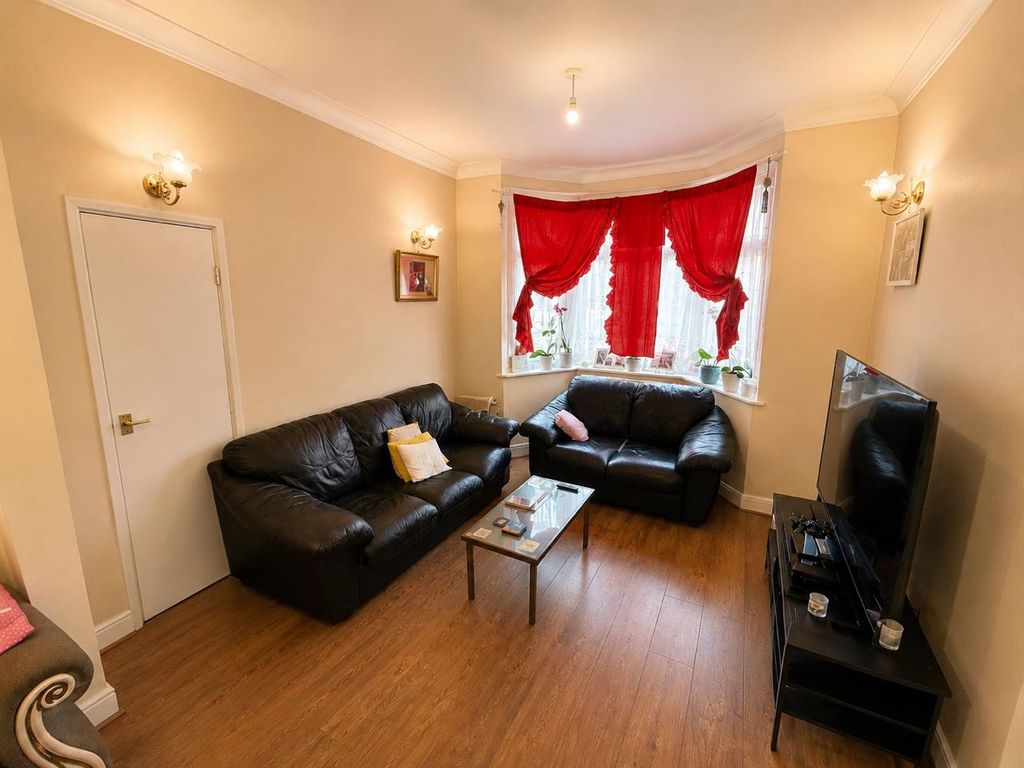 Property photo 2 of 10 2.Png