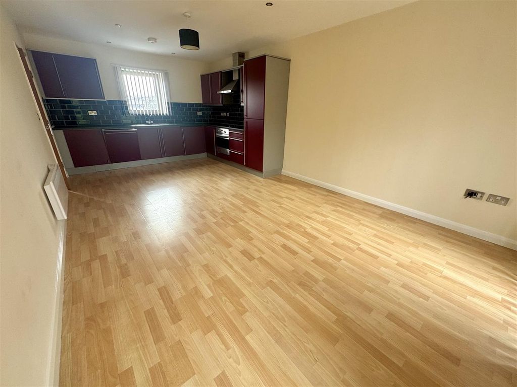 Property photo 3 of 7 Tempimagersfecz.Jpg
